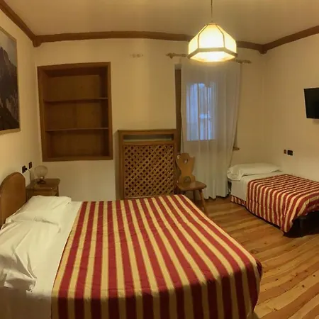 فندق Garni Ajarnola 3*