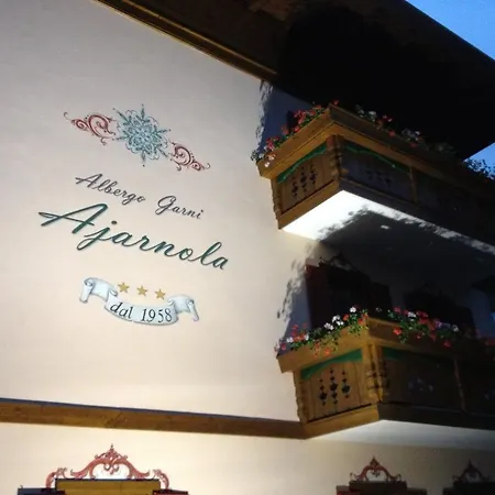Отель Garni Ajarnola 3*